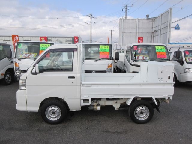 fe2ea8cbca64e4aa9fdb7a6a791b7613.jpg
