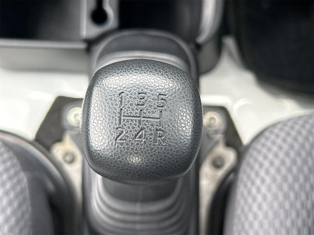 0840381A30260622W00305.jpg