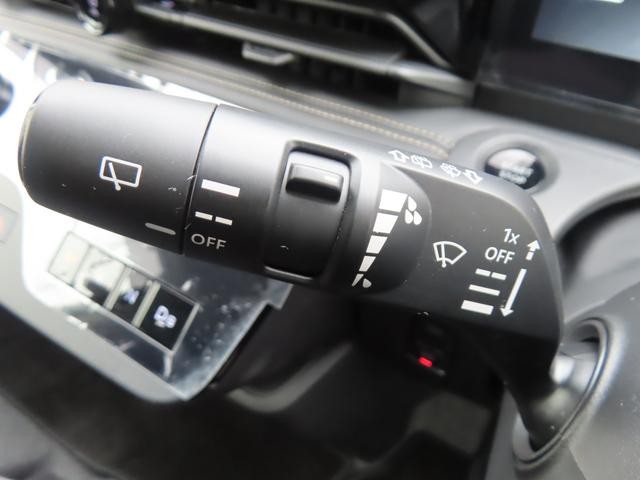 0707276A30261005W00115.jpg
