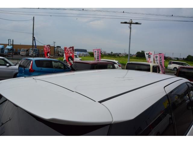 0541675A30260726W00112.jpg