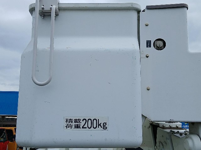 e05b613f34366e6e36e5af91bccc385f.jpg