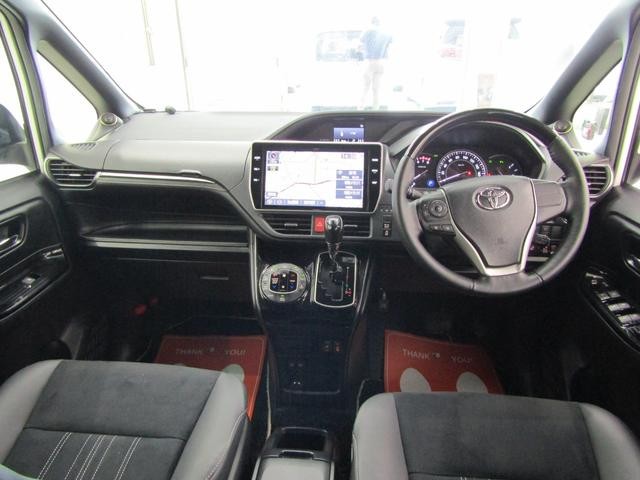 0701563A30260827W00405.jpg