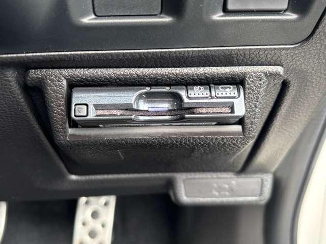 0541422A30260725W00412.jpg