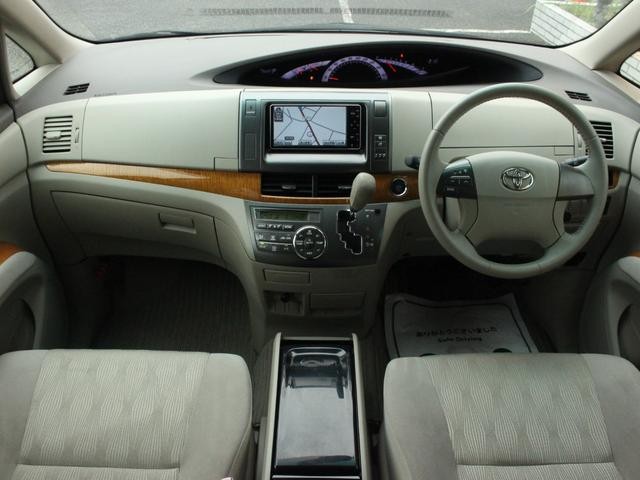 0520029A30260908W00303.jpg