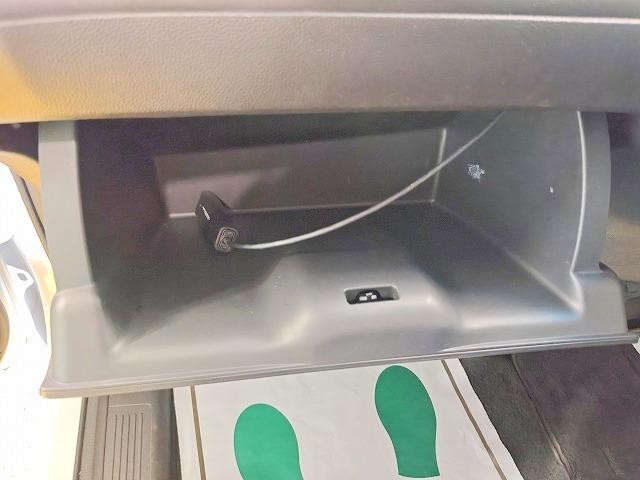 0508496A30261002W00210.jpg