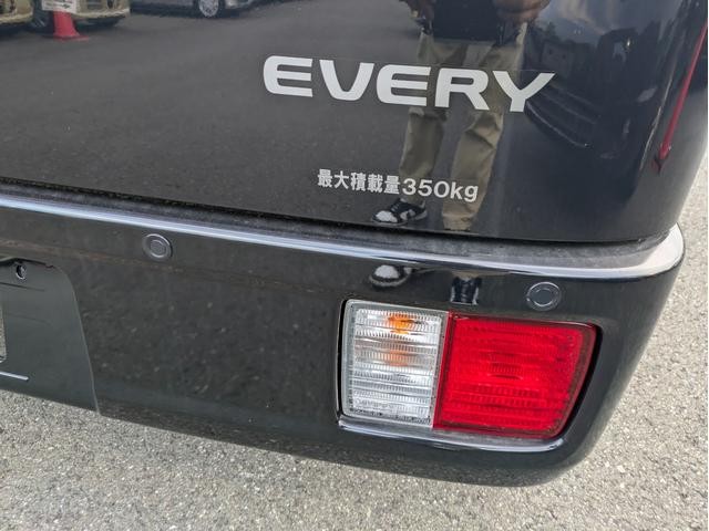 0550665A30260727W00509.jpg