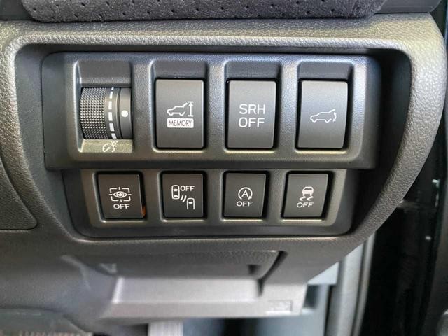 0900065A30260510W00102.jpg