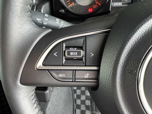 0900065A30260727W00118.jpg