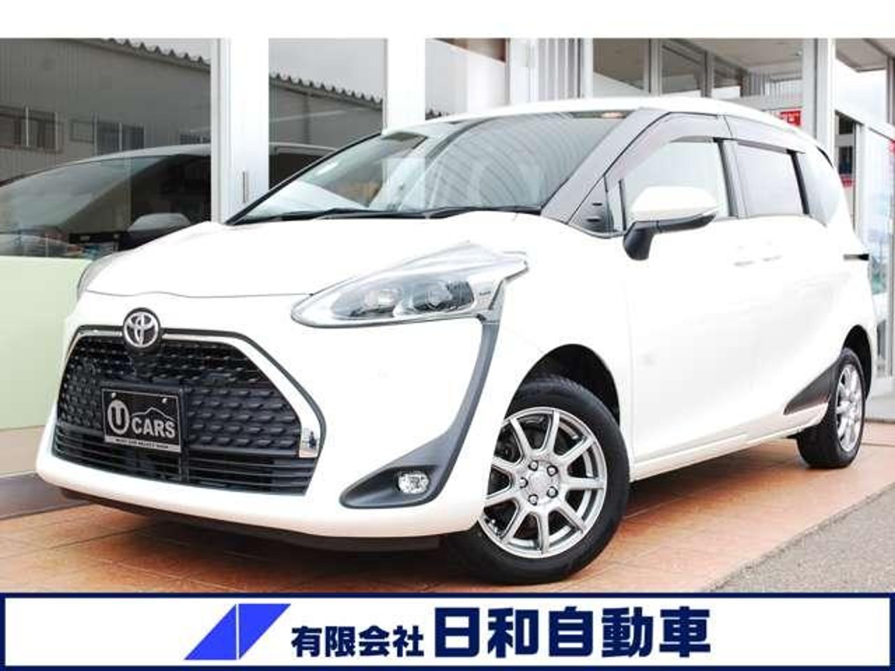 2019 Toyota Sienta, photo 1 of 1