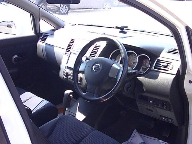 1100943A30260315W00112.jpg