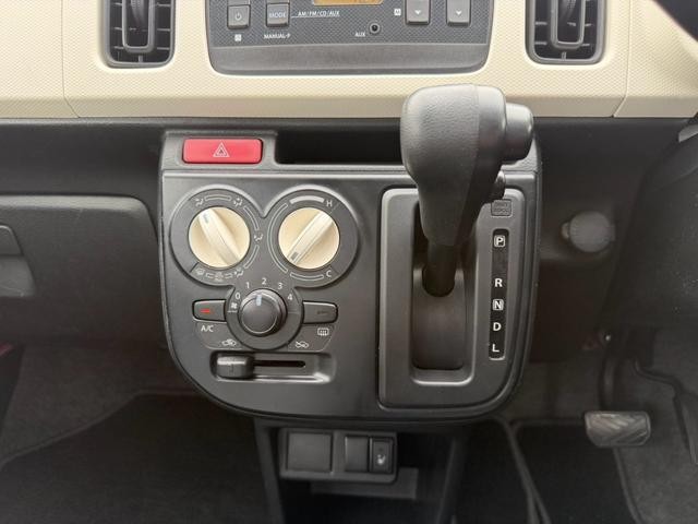 0803846A30260906W00104.jpg