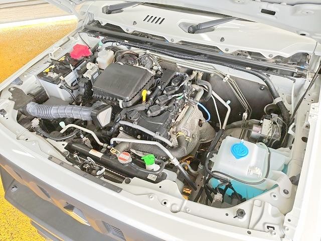 0508496A30261005W00307.jpg
