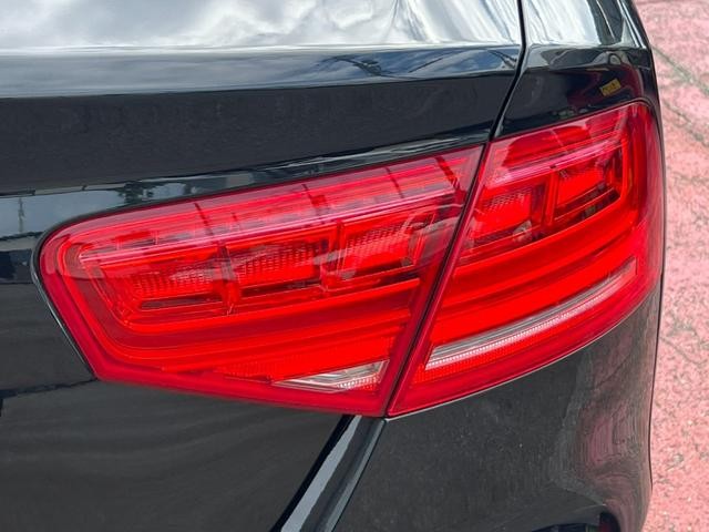 1150133A30260811W00207.jpg