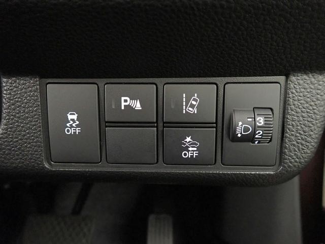 0204644A30260725W00109.jpg