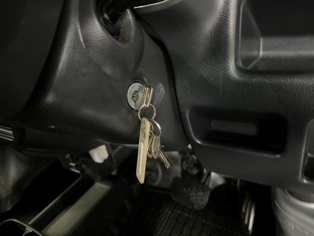0710163A30260905W00118.jpg