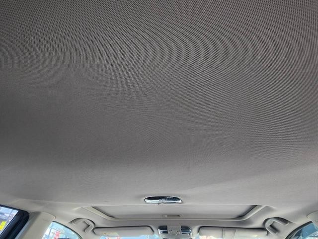 0209326A30260930W00116.jpg