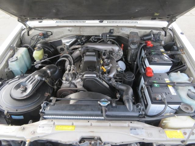 0506994A30261005W00103.jpg