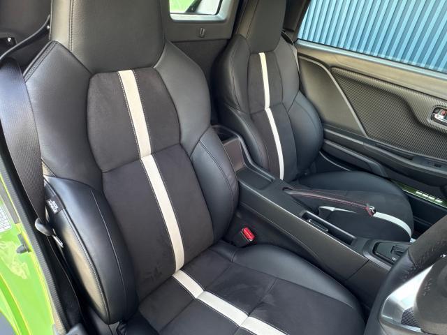 b7ae29ae829b3b8fcc18fc44a41baae8.jpg