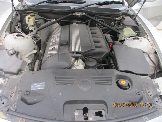1001034A30260428W00110.jpg