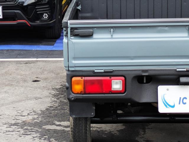 0704850A30260704W00116.jpg