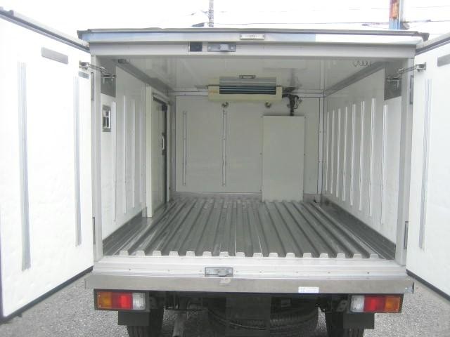 0560040A30260730W00204.jpg