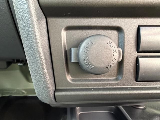 0500054A30260923W00411.jpg