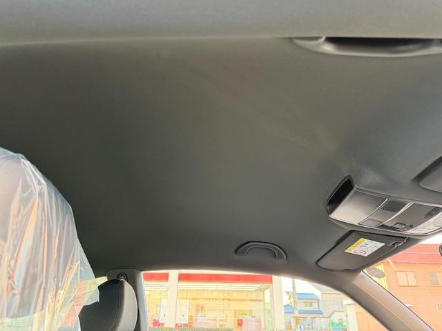 9730712A30260321W00418.jpg