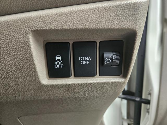 0128585A30250731W00218.jpg