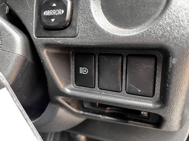 0500199A30260926W00118.jpg