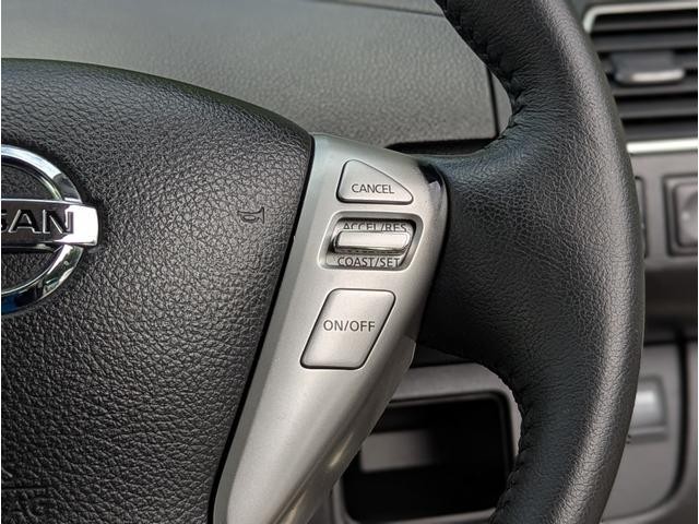 1101968A30260910W00115.jpg