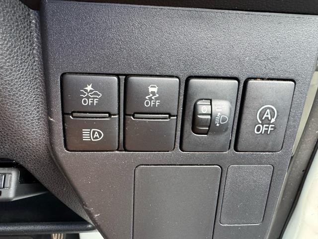 1157437A30260708W00116.jpg