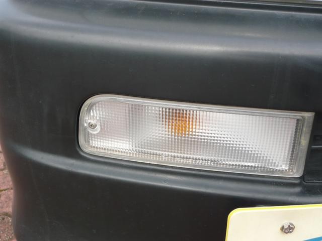 0500692A30260926W00118.jpg