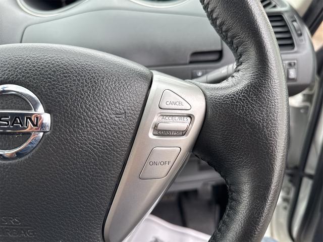 0501637A30260623W00117.jpg