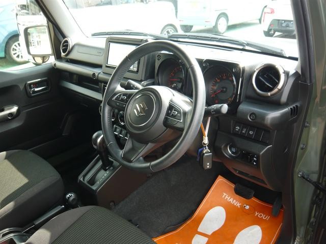 0500692A30260926W00204.jpg
