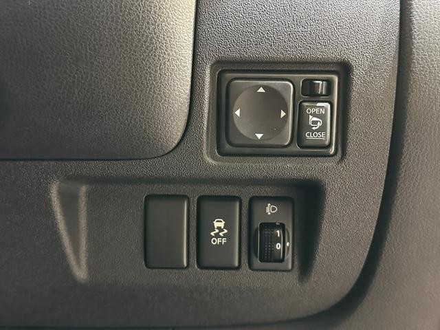 0509824A30261009W00811.jpg