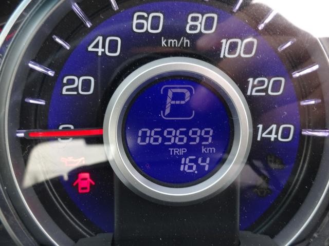 0530254A30260908W00102.jpg