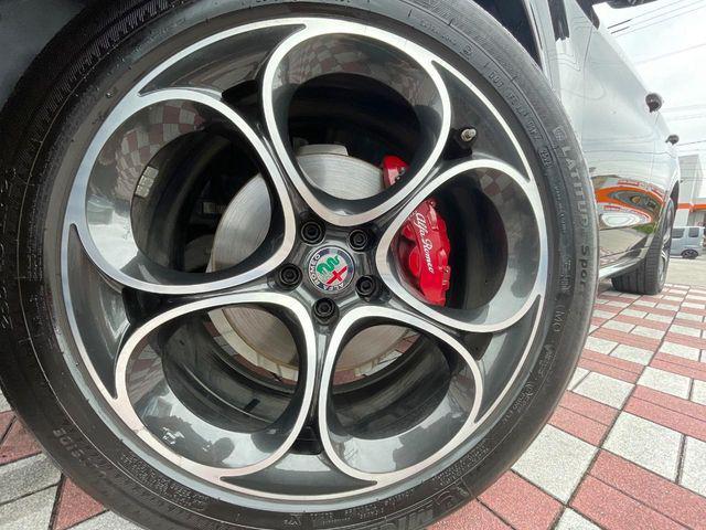 15cf6ba2bfc3b6fd9cca99afa8a83a88.jpg