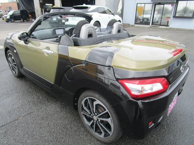 0400797A30260827W00106.jpg