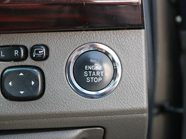 0561141A30260725W00117.jpg
