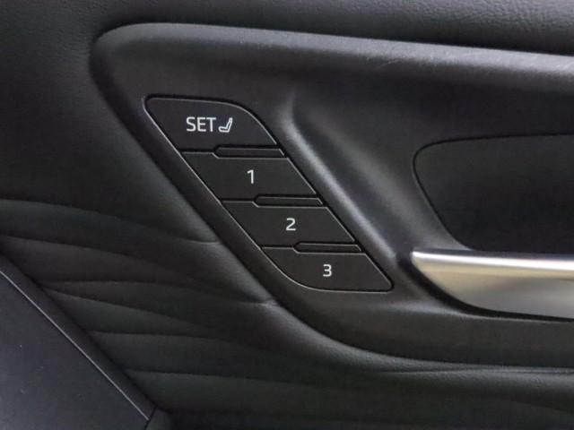 0501008A20260926G00307.jpg
