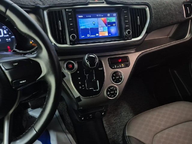 6041501879R10.jpg