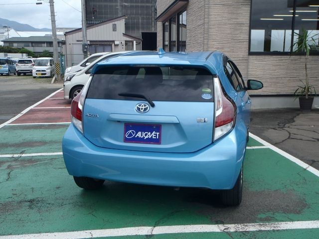95b393aa36cbd0859eb99bcfa33d0216.jpg