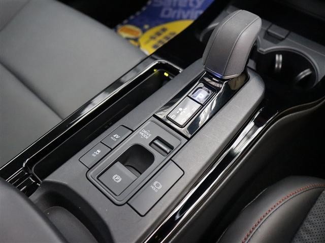 0501938A20260926G00409.jpg