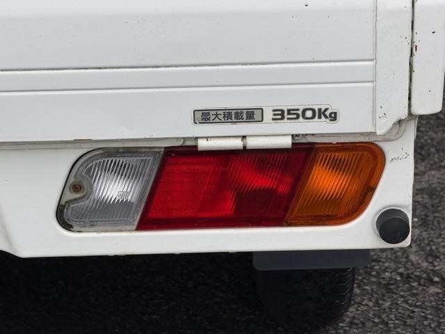 0502543A30260926W00411.jpg