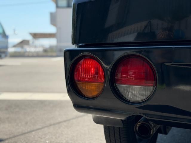 1002530A30260513W00117.jpg