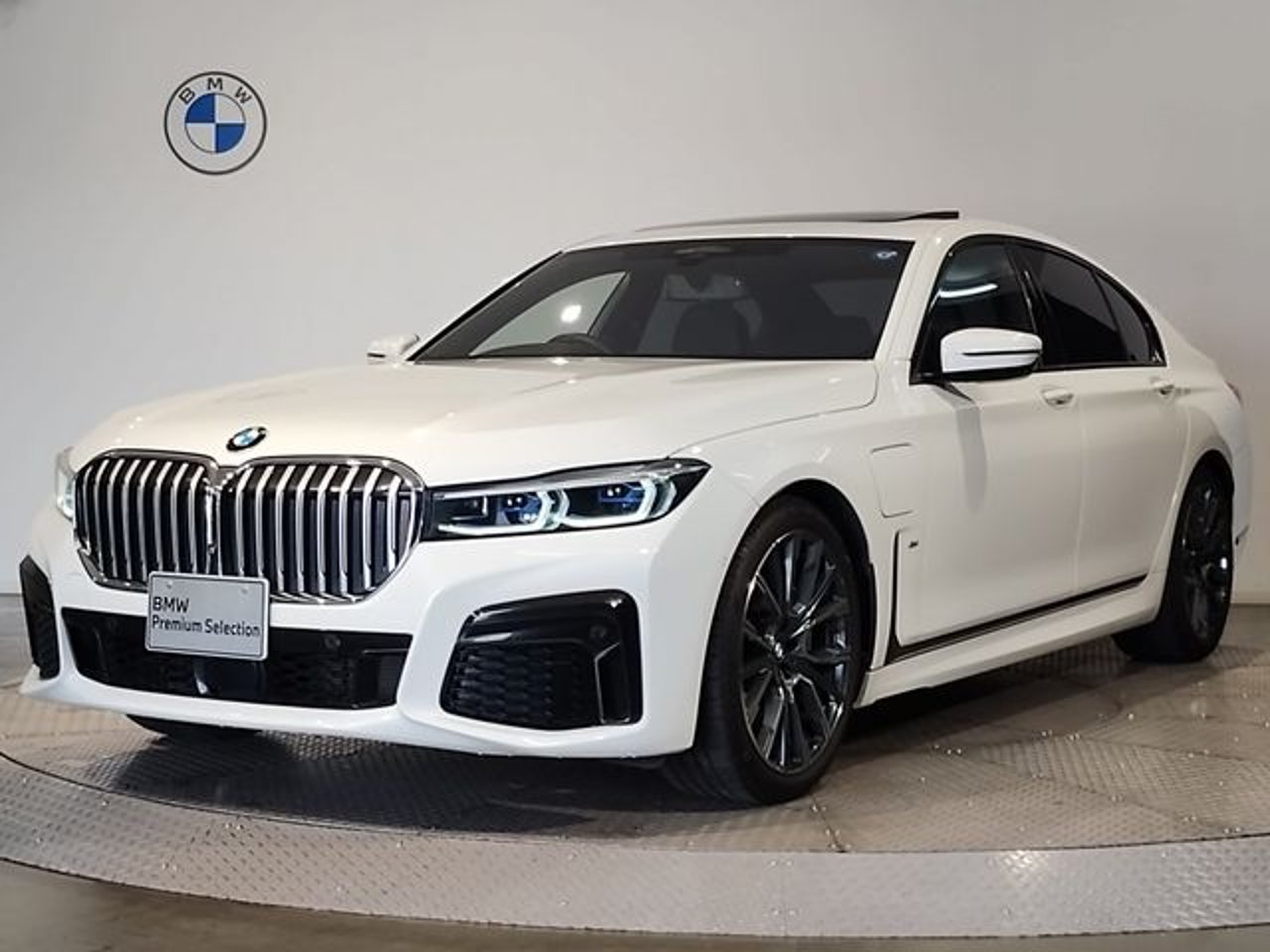 2020 BMW 7, photo 1 of 1