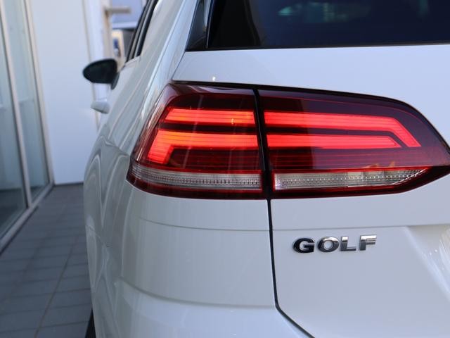1000039A30261006W00214.jpg