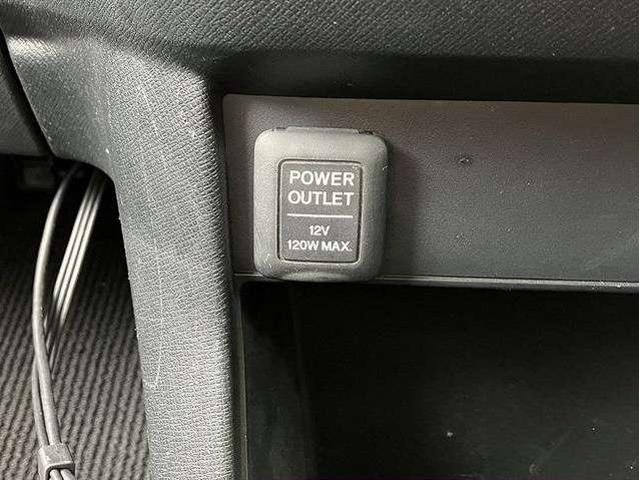 3000373A30260927W00114.jpg