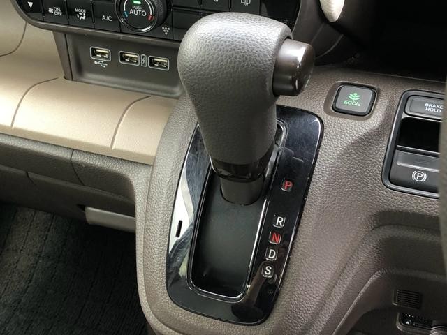 0700708A30261007W00409.jpg