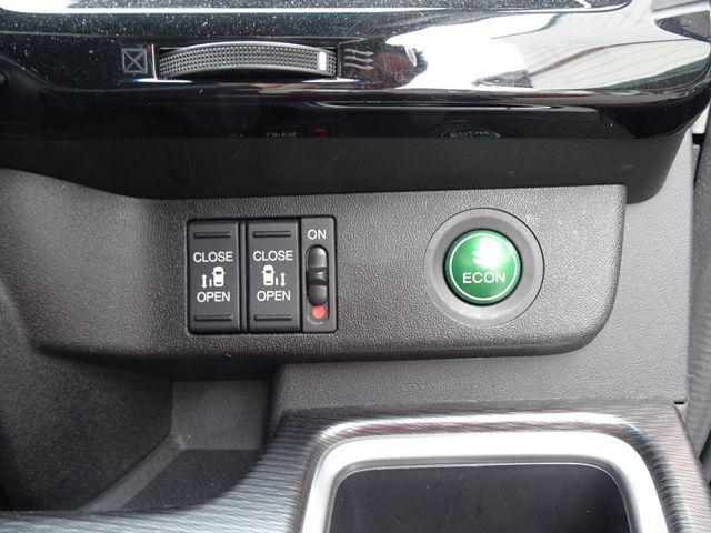 921cb36b4e3b694a38bafe997ca0dbcc.jpg